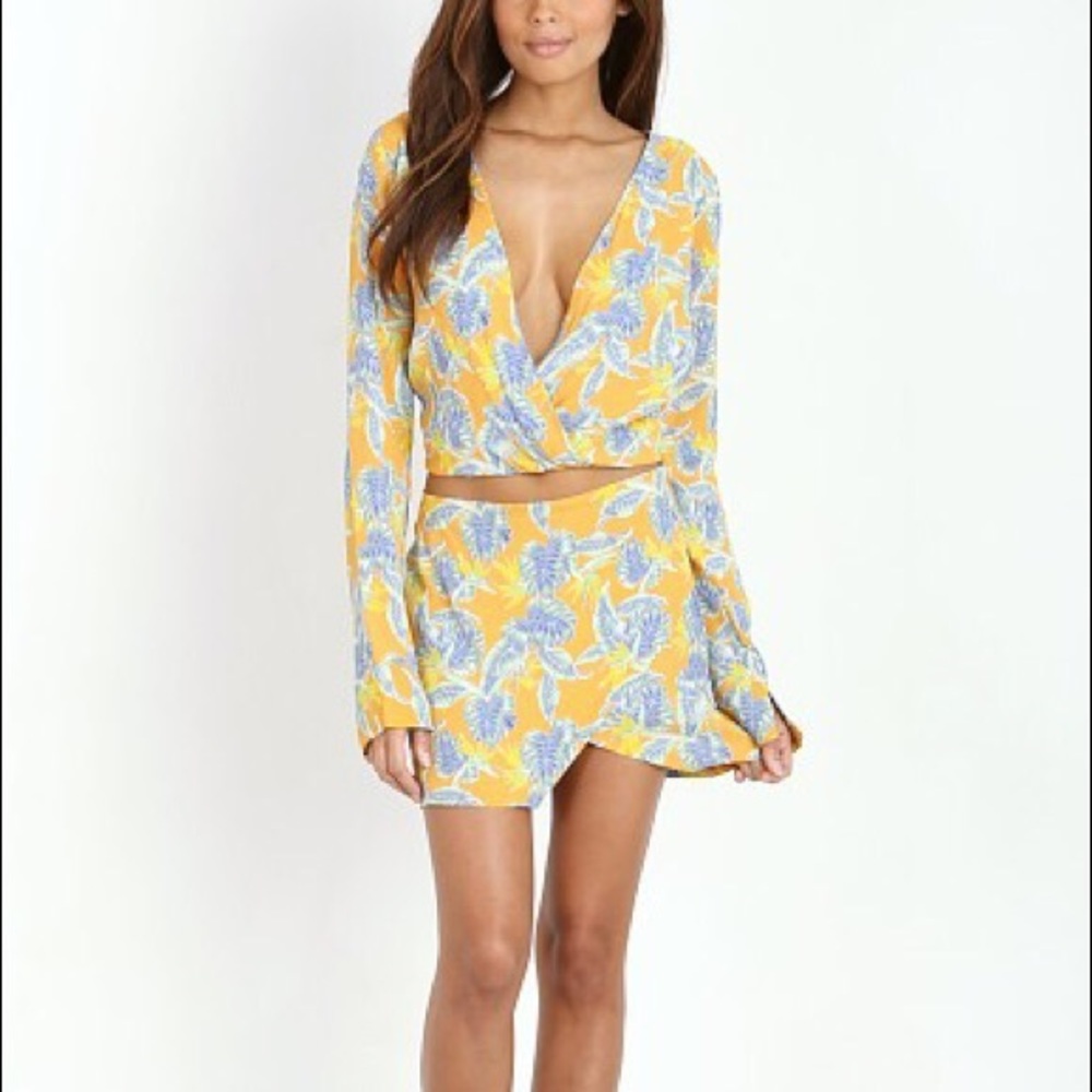 NWT ✨For Love & Lemons Tropical Skirt Size XS